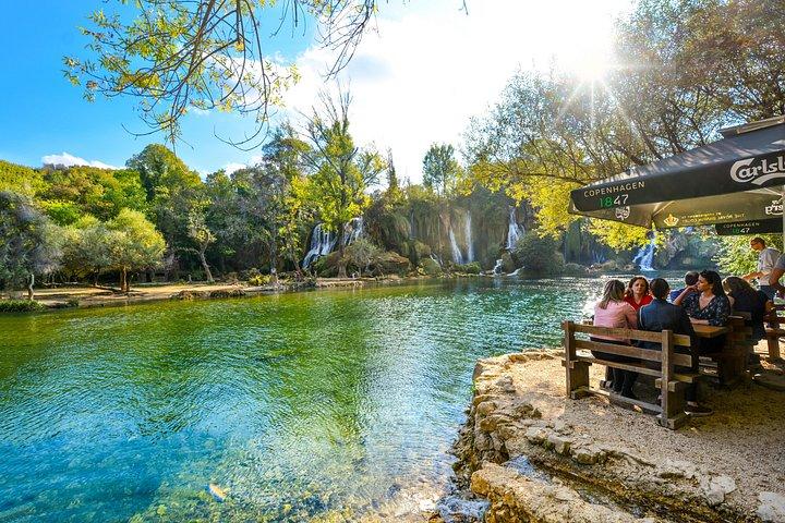 Excursão guiada de um dia a cachoeiras de Mostar e Kravice saindo de Split