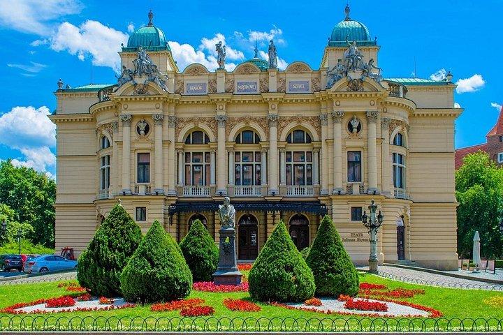 Private Transfer from Berlin to Krakow with 2 hours for sightseeing