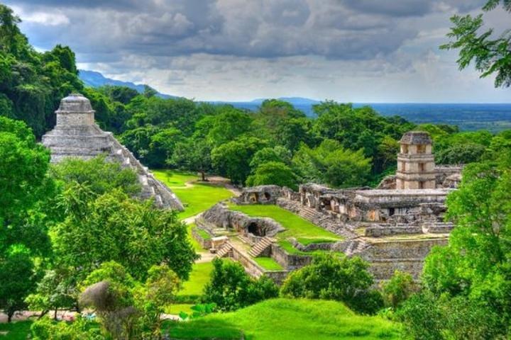 Sito di Palenque, nuotata nell'Agua Azul e nelle cascate Misol-Ha da Palenque