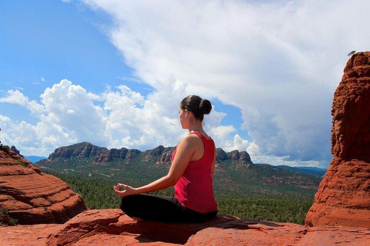 Medita nell'energia del vortice di Sedona