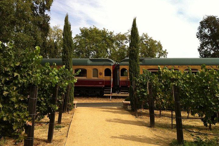 Napa Valley Wine Train Tour Glamorous Dining Experience