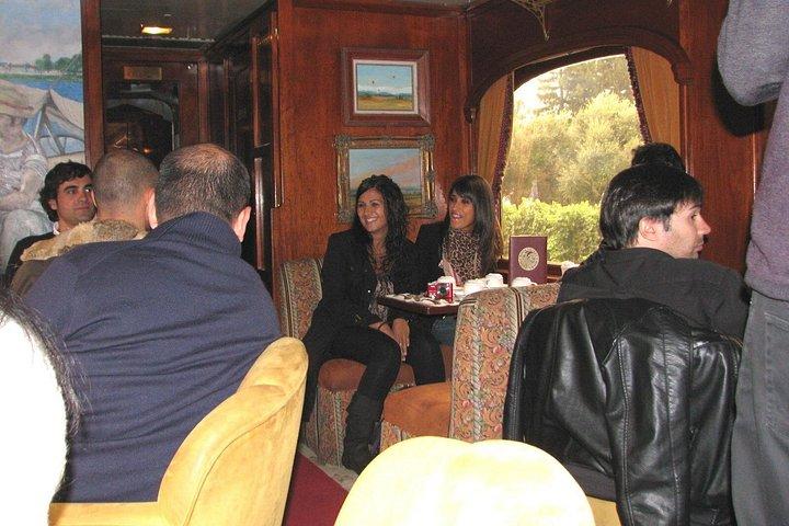 Napa Valley Wine Train Tour Glamorous Dining Experience