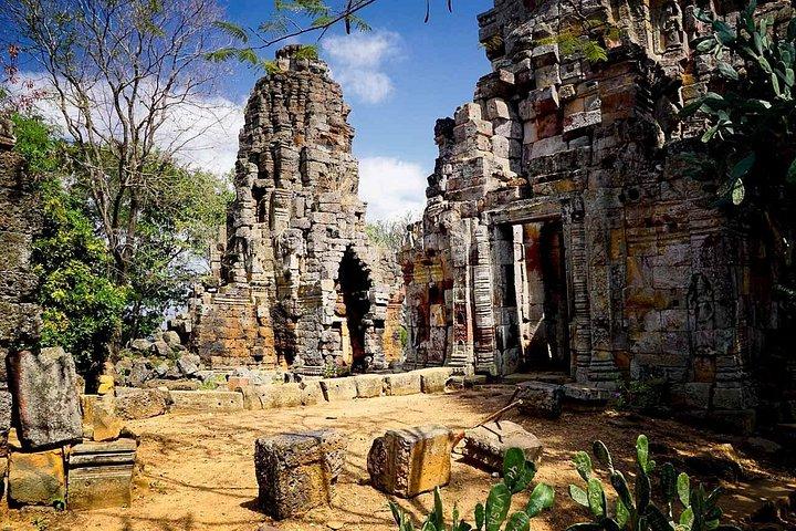 シェムリアップ発バッタンバン日帰り旅行 - バンブー トレイン、コウモリの洞窟
