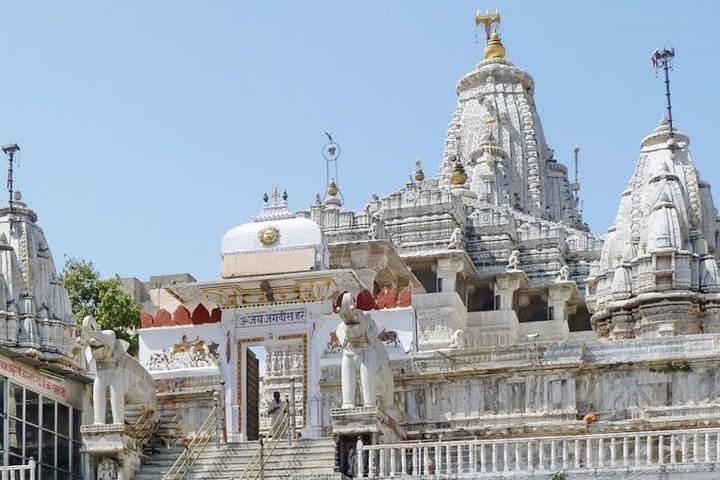 JodhpurからUdaipur経由でRanakpur Jain Temple経由で私設転送