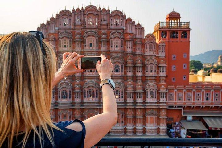 Visita guiada privada al Palacio de la Ciudad de Jaipur, Hawa Mahal y Jantar Mantar