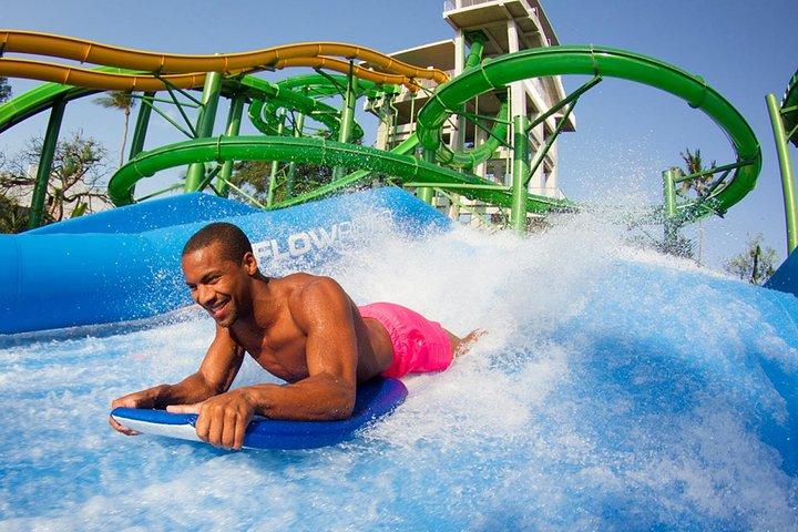 Waterbom Bali Day Pass med hotelltransfer