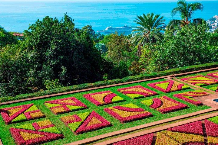 Gardens, Embroidery and Market