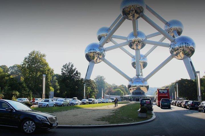 Privat ankomstoverførsel fra Antwerpen til Bruxelles Med luksusbil