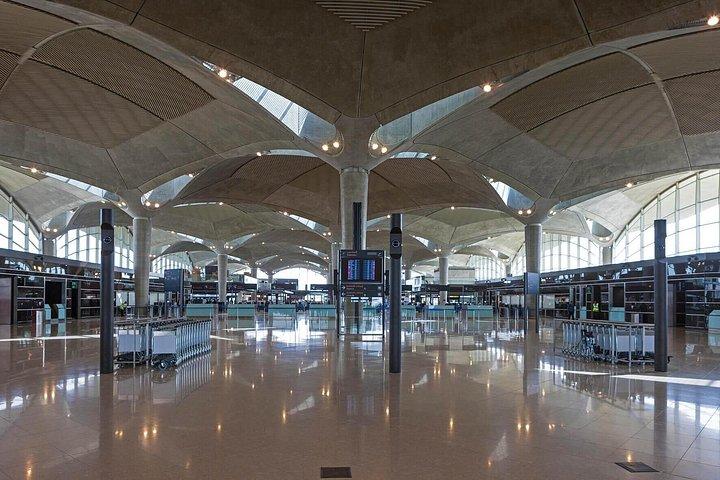 プライベートピックアップ：クイーンアリア空港＆キングフセイン橋24/7