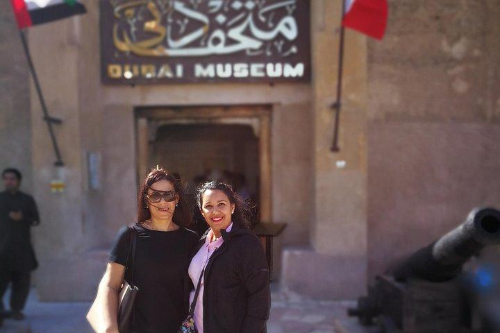 Dubai Private Layover Tour - 6 hours (Small Group - Day & Night)