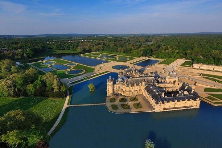 Domaine de Chantilly en VAN Mercedes (7pax max), Chateau Musée...