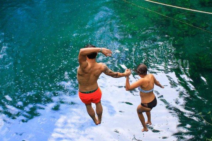 Atvを運転し、Ziplinesを楽しんで、CancunとRiviera MayaのCenoteで泳いでください。