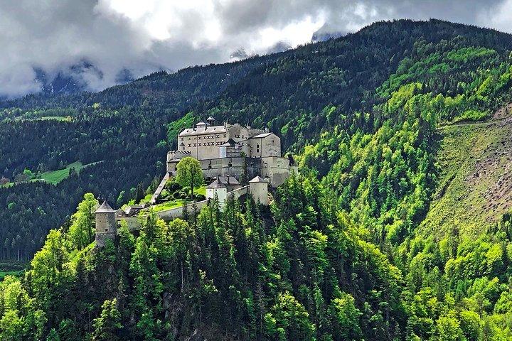 Eagle's Nest og 'The Eagles Dare Castle' af Werfen