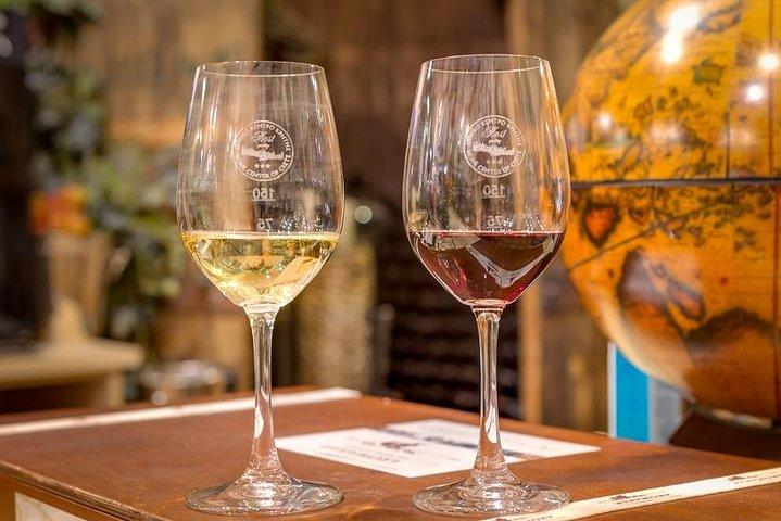 Privat vandretur med frokost og vinsmagning af en sommelier
