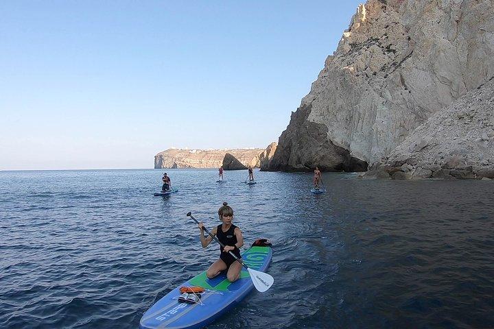 Stand-Up-Paddle- und Schnorchelabenteuer auf Santorin