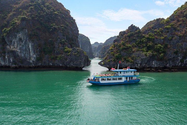 Luxe dagtrip Bezoek Halong Bay en Lan Ha Bay (8 uur)