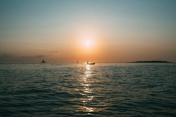 SUNSET WINE TOUR by KAYAK or SUP