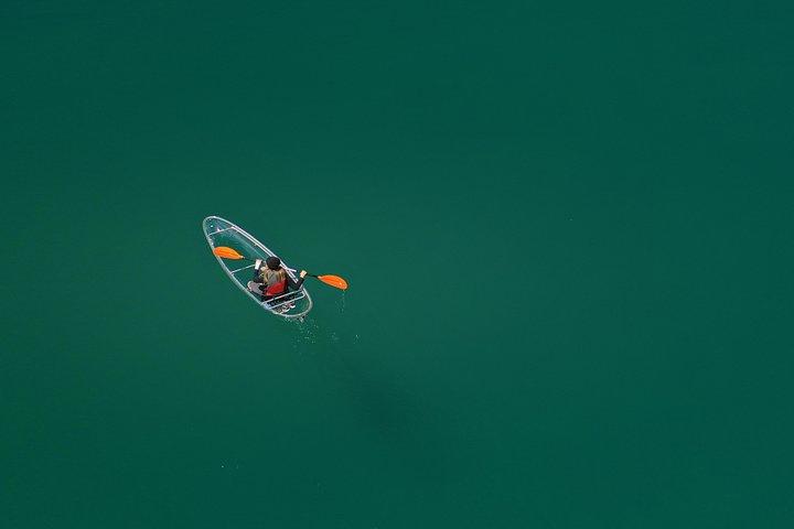 サンドハーバーのタホ湖クリアカヤックアドベンチャー
