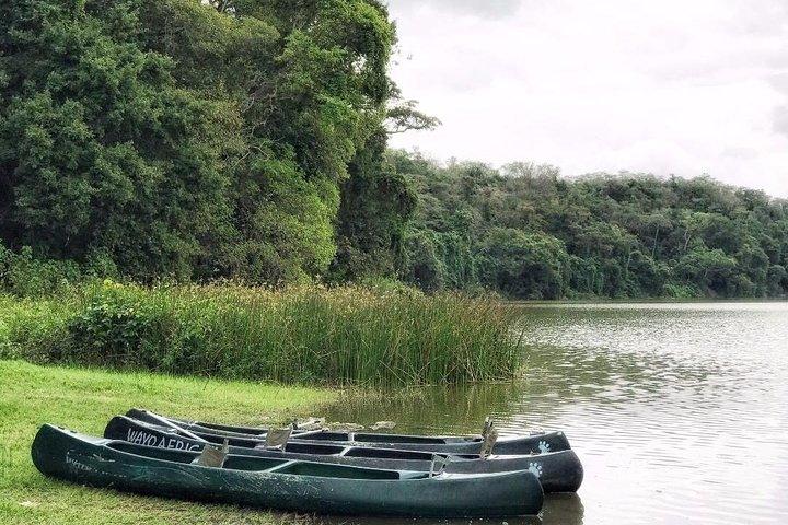メルの滝、森の散歩、ドゥルティ湖でのカヌー
