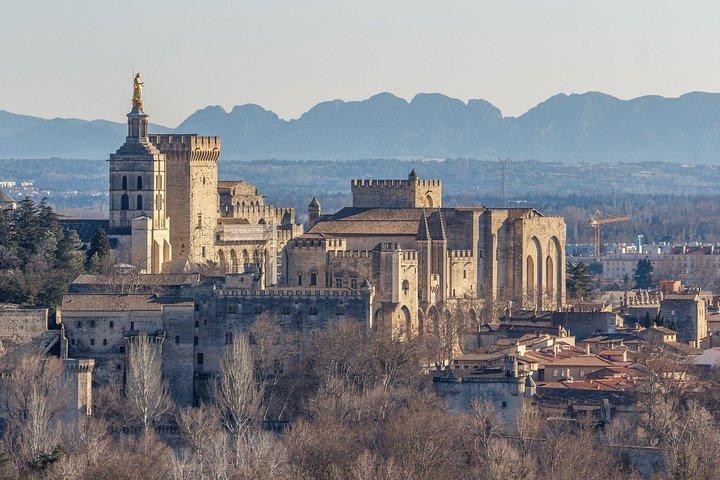 Tour privato della città dei Papi di Aix en Provence e Avignone