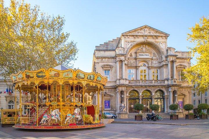 Tour privato della città dei Papi di Aix en Provence e Avignone