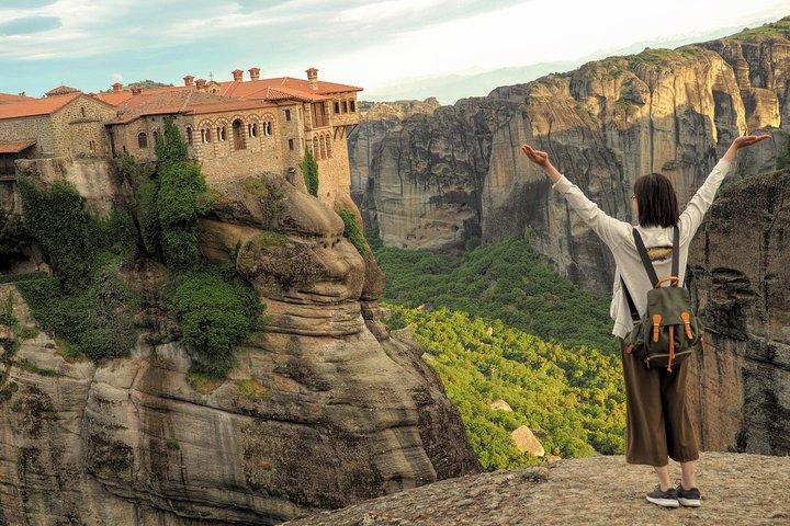 Athen : Meteora-Kloster-Tour, Höhlen, Stopps am Strand und Mittagessen