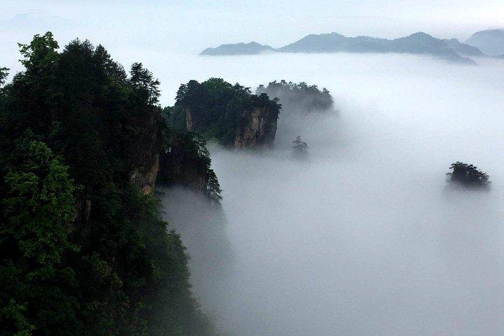 Pacchetto combinato di 5 giorni di Zhangjiajie con Fenghuang (in treno veloce)
