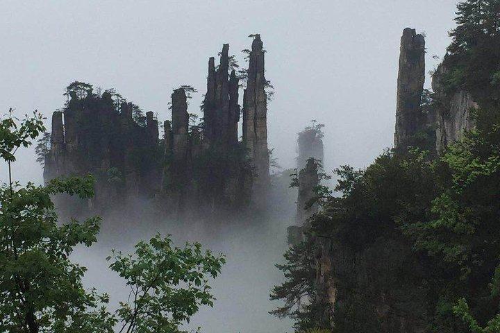 Pacchetto combinato di 5 giorni di Zhangjiajie con Fenghuang (in treno veloce)