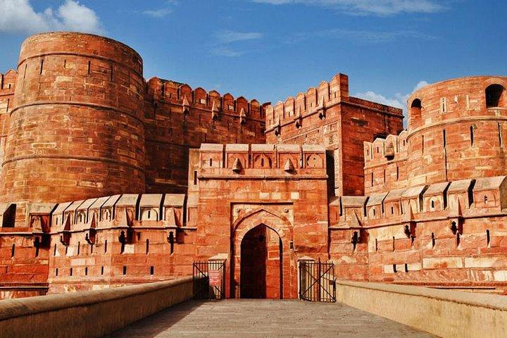 Private : Skip The Line Taj Mahal and Agra Fort Tour オールインクルーシブ