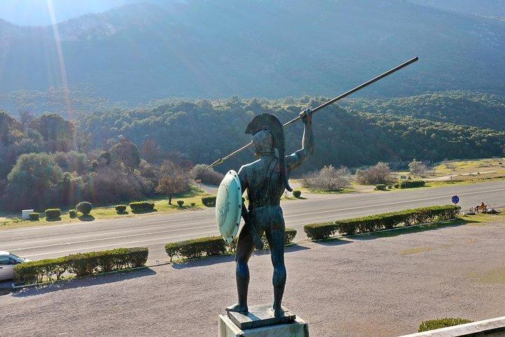 2日間のプライベートツアー：ペルシャ戦争サーモピレー、マラソン、デルファイ、サラミス、台地