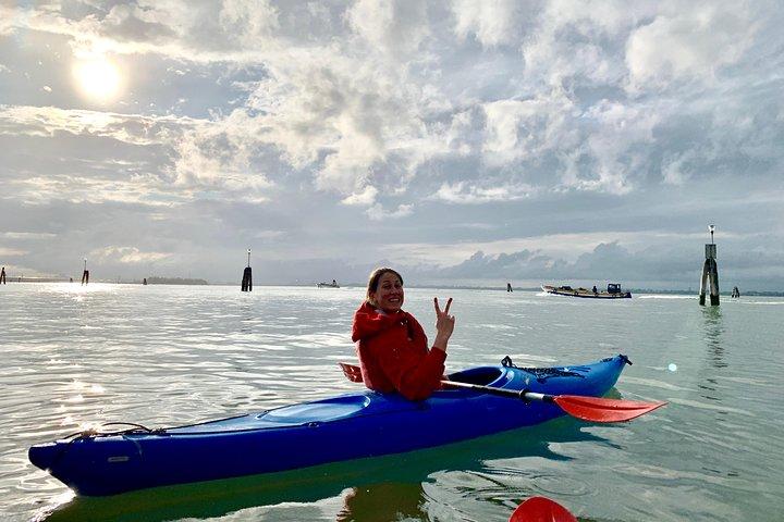 Veneza: 60' Quick Kayak Tour com guia