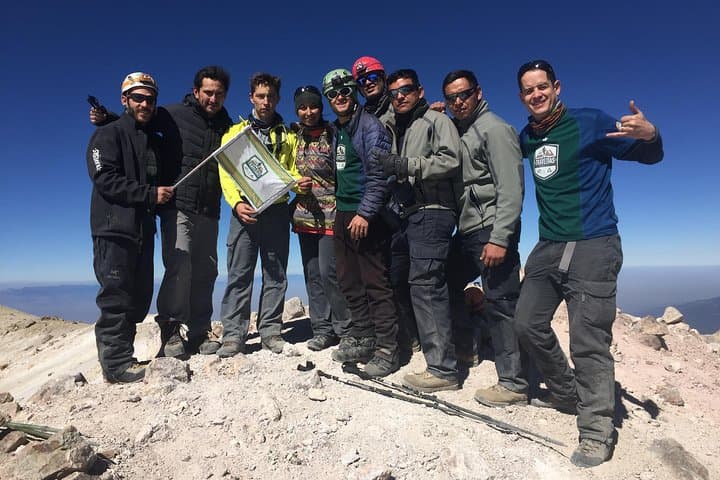 Mountaineering Iztaccihuatl (5220m)