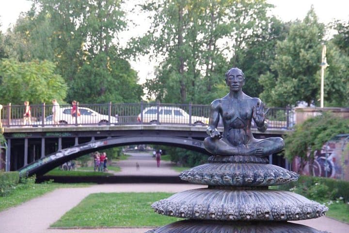 Private Kreuzberg Walking Tour - Taylor Made (Up to 6 Guests)