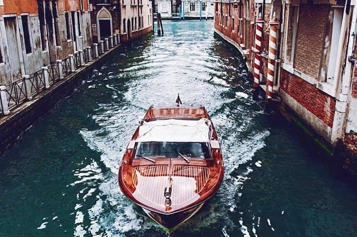 Venedig zum Vergnügen : Wassertaxi & verstecktes Venedig
