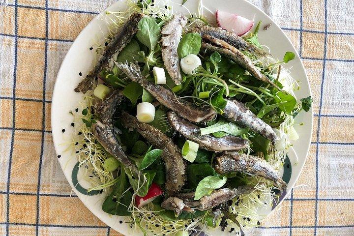 プリコ料理教室と地元の人との貝漁体験