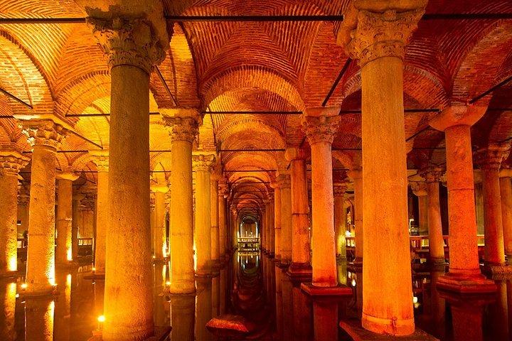 Discover Spectacular Istanbul: Self-Guided Audio Tour