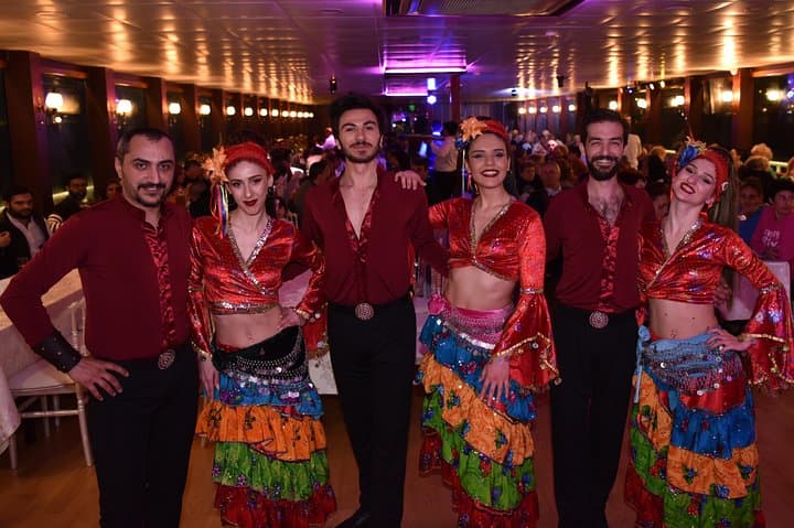 Istanbul Bosphorus Dinner Cruise and Turkish Night Show with DJ