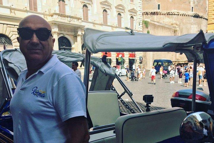 Tour di James Bond a bordo dell'Ape Calessino