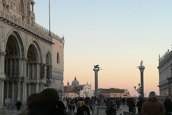 Venedig-Tour einschließlich Dogenpalast St. Mark und Gondelfahrt vom Bahnhof