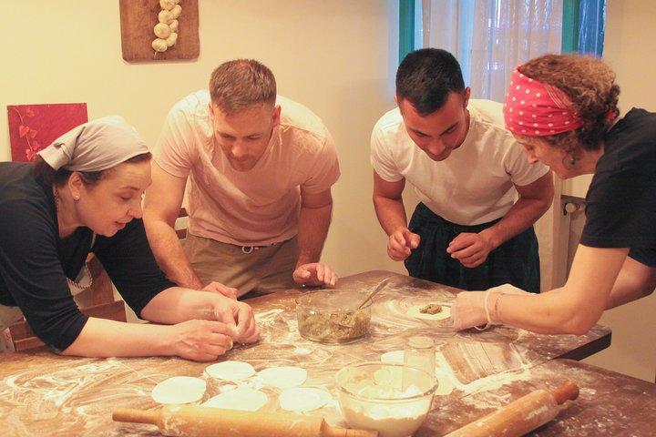Cook True Ajarian Khachapuri e Khinkali em Highlanders Style
