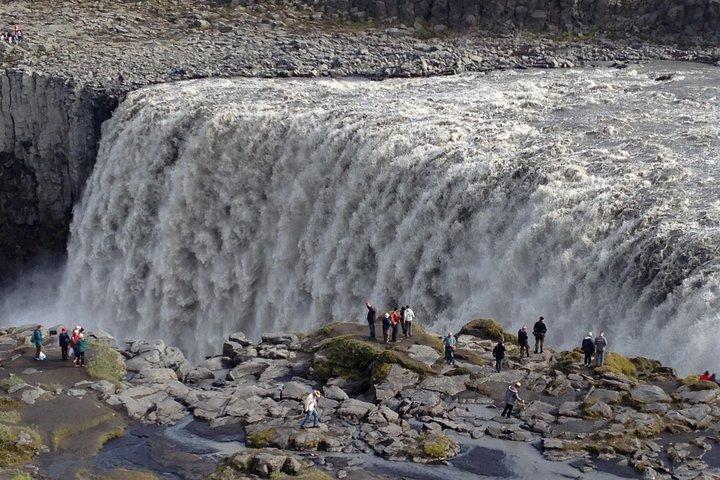 Private Tour Tailor Made Tour vanuit Akureyri bijv. Lake Myvatn, Godafoss, Dettifoss