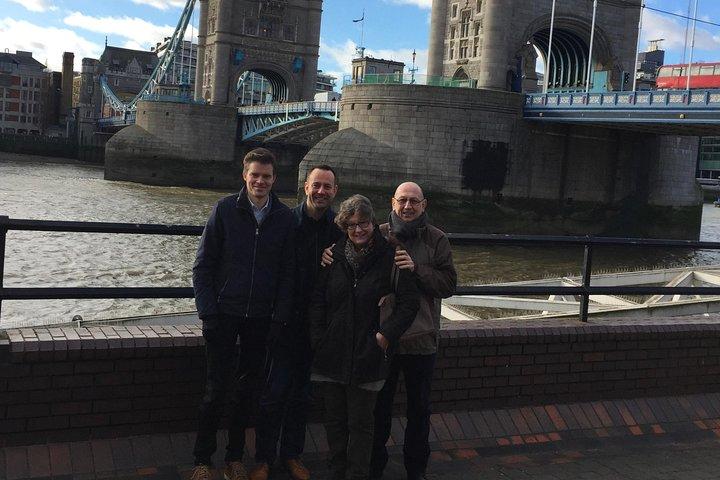 Tour privado de 4 horas por Londres, con su propio guía turístico de taxi negro