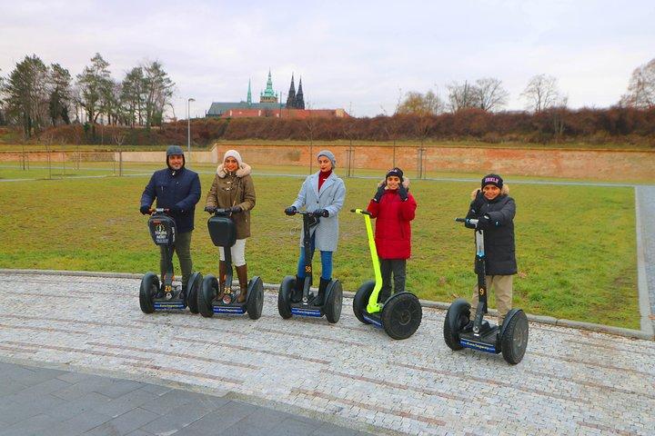 Tour de medio día en Segway y E-Scooter con guía