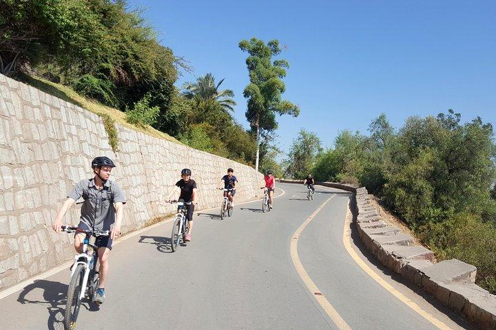 Tour in bici privato di San Cristobal Hill e Metropolitan Park Santiago