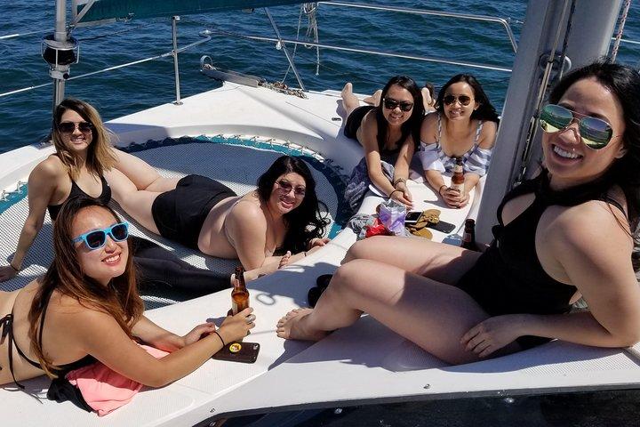 Crociera a vela in catamarano sulla baia di San Diego per un massimo di 6 persone