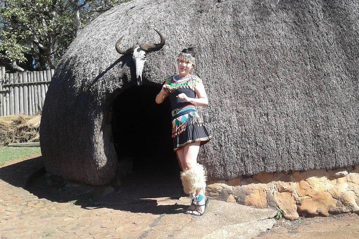 1000hills Phezulu culture Tour : 4時間,Cost R3150pp,2pax /more