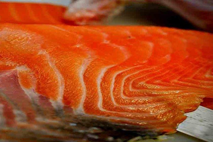 Besuche des Bayeux Artisanal Salmon