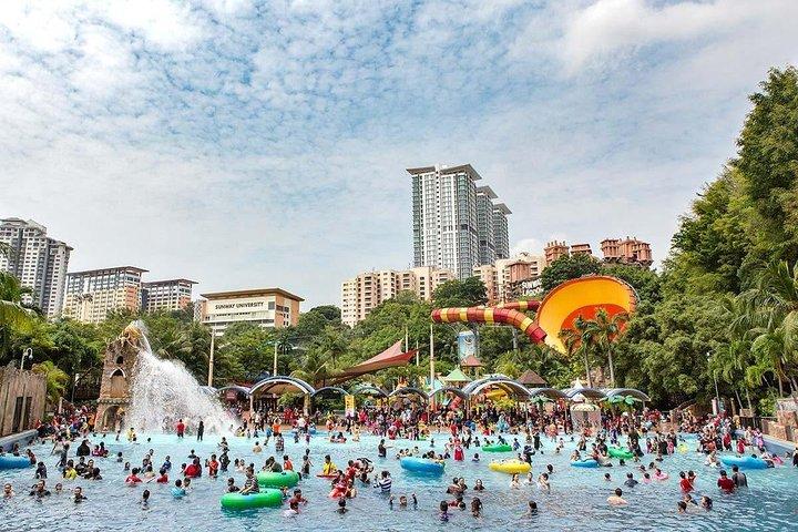 Sunway lagoon Theme Park Day-Trip Tour