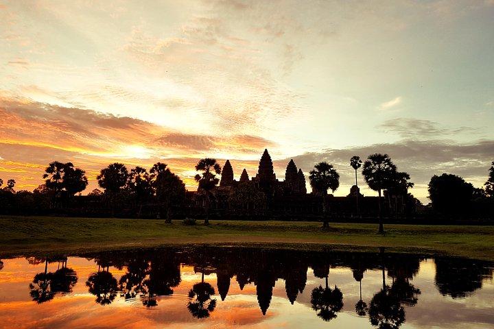 1day Private tour, Angkor sunrise,all main temples, Banteay srei