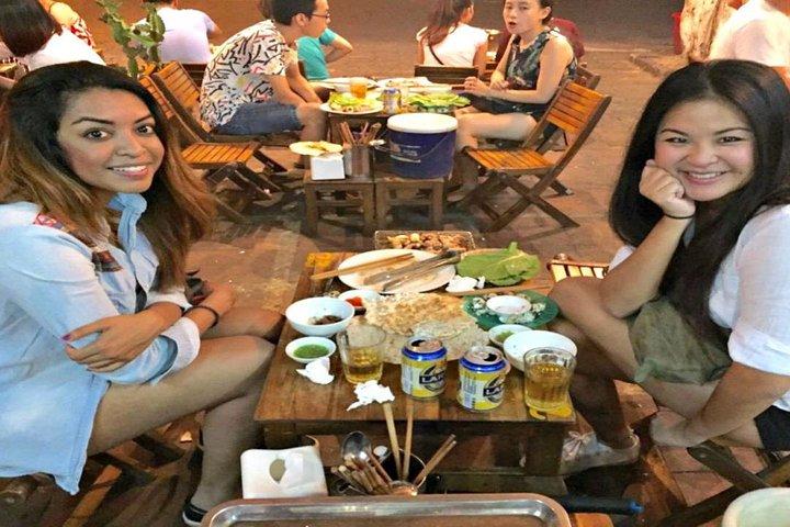 Hanoi Food Tour gratuito con una crociera a Halong Bay scelta